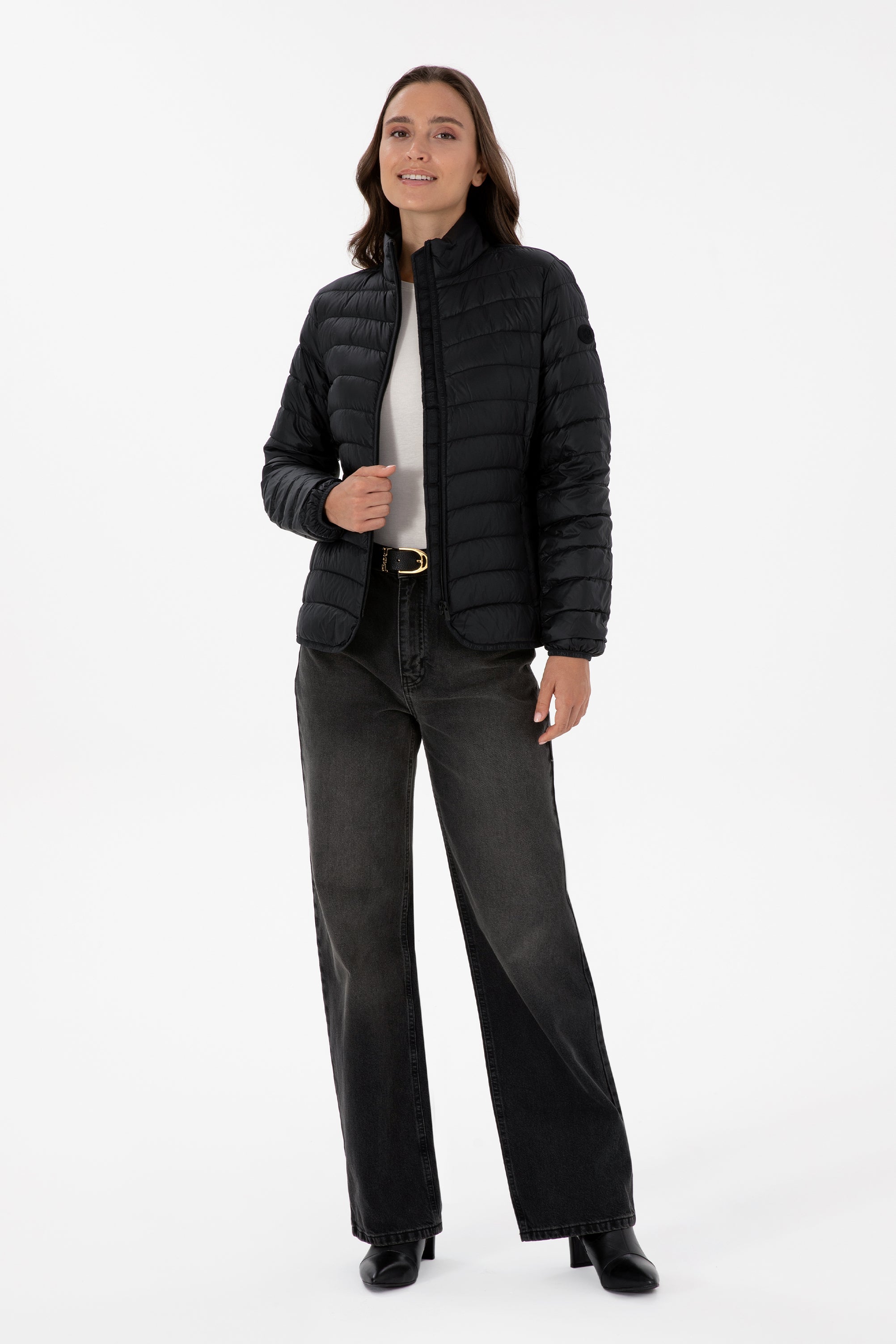 Xhup i lehtë me prerje klasike