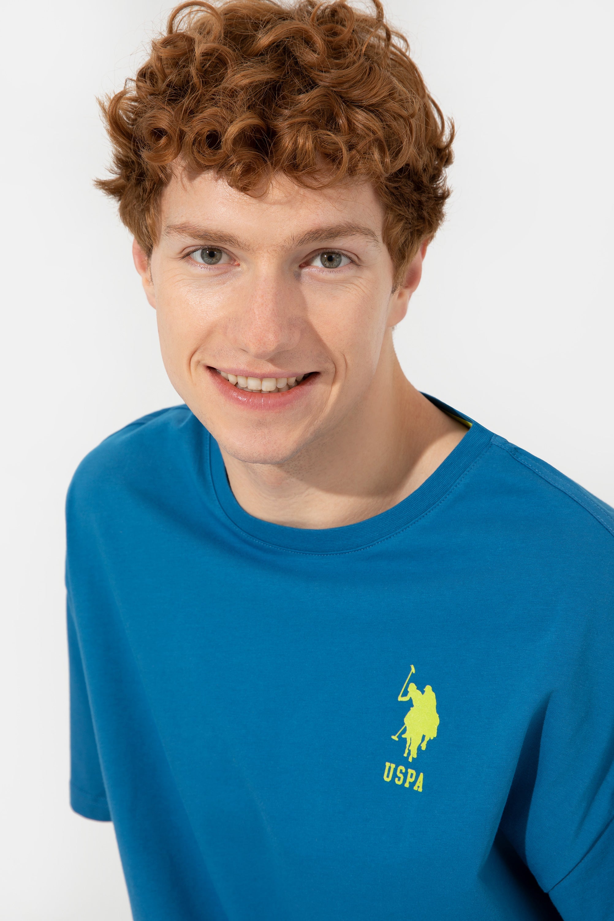 T-shirt me zinxhir