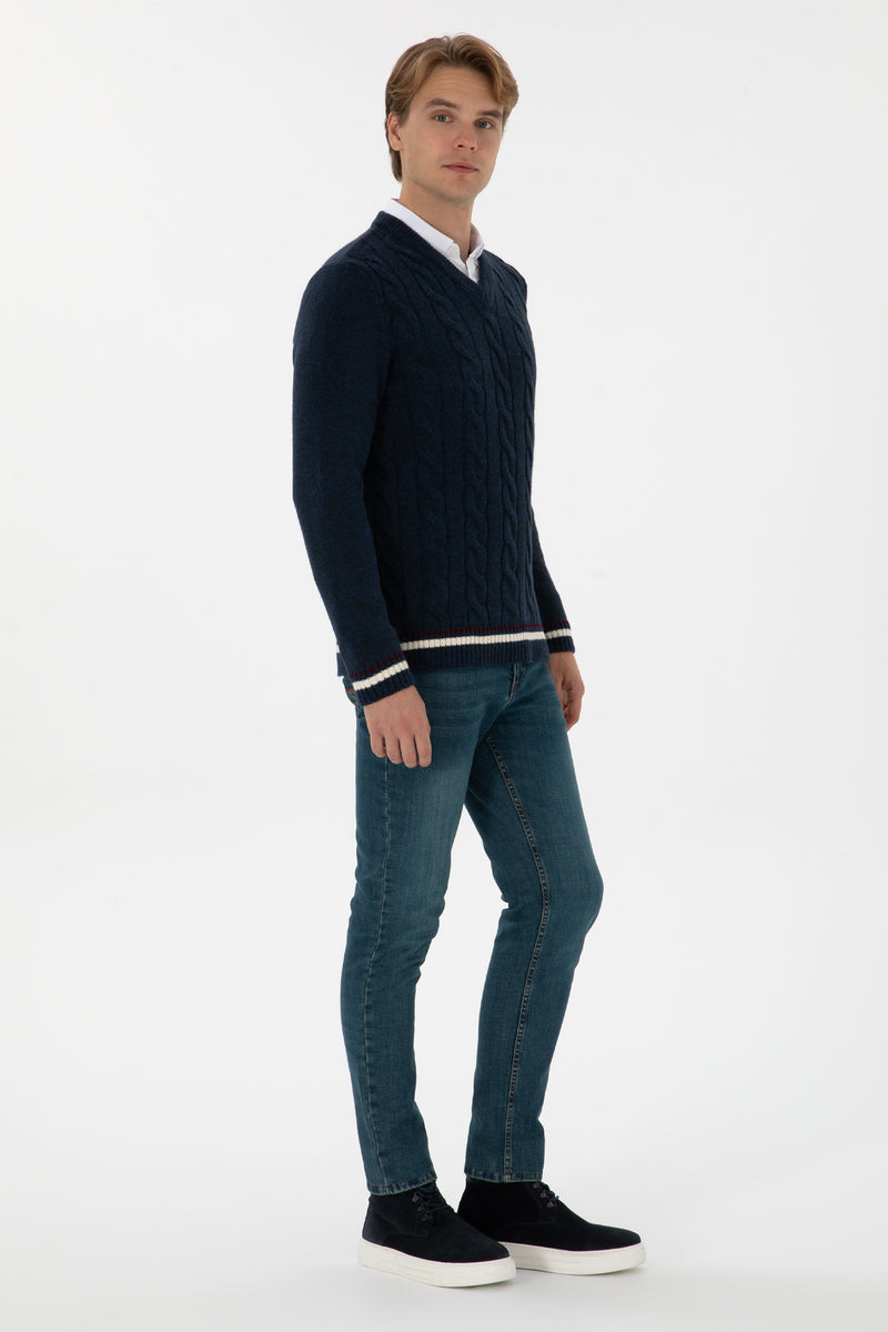 Pulovër me thurje gërshete