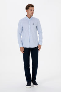 Këmishë klasike bazike