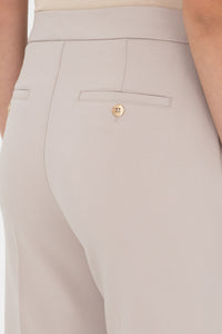 Pantallona klasike me prerje të drejtë