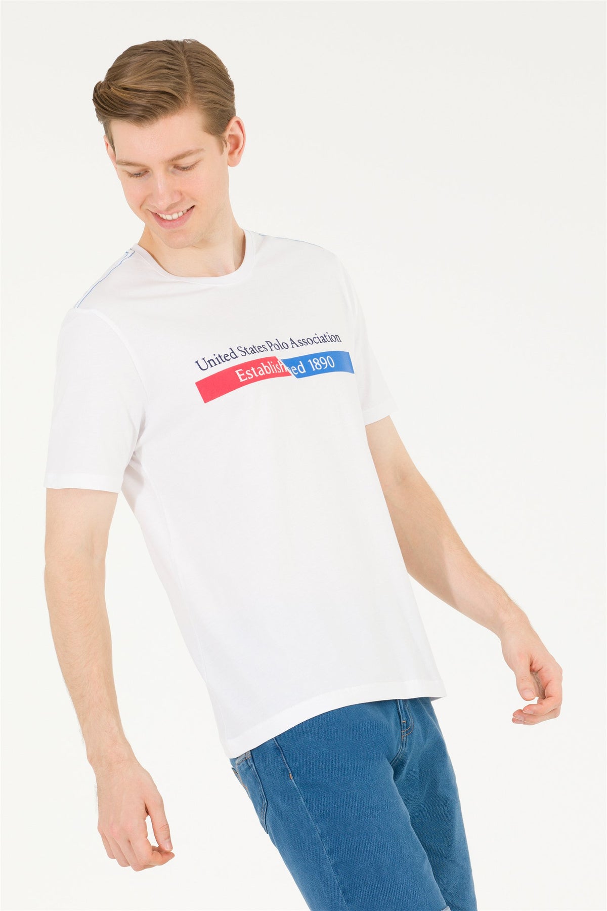 Short-sleeved T-shirts with inscriptions
