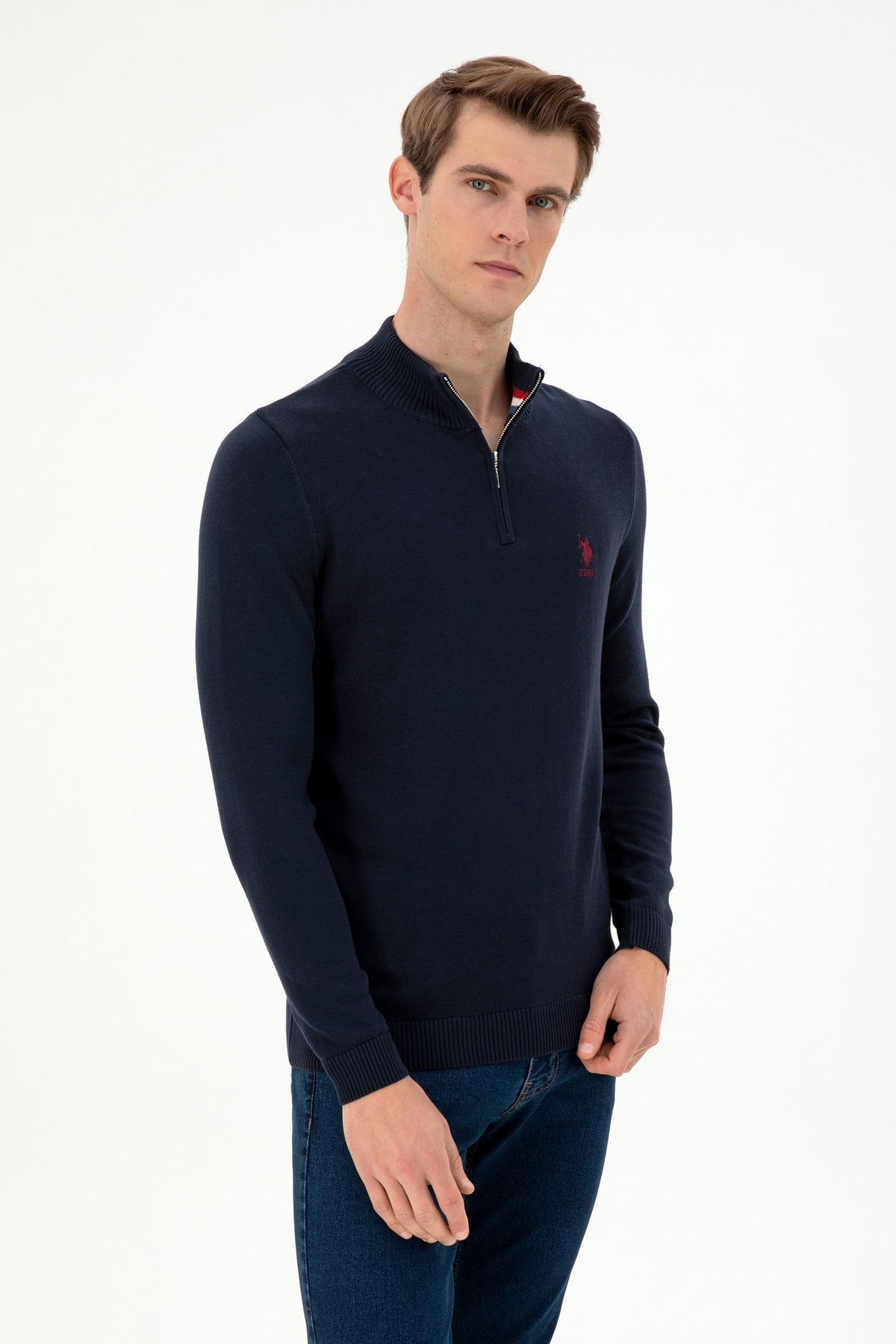 Pulovër klasike me jakë dhe zinxhir