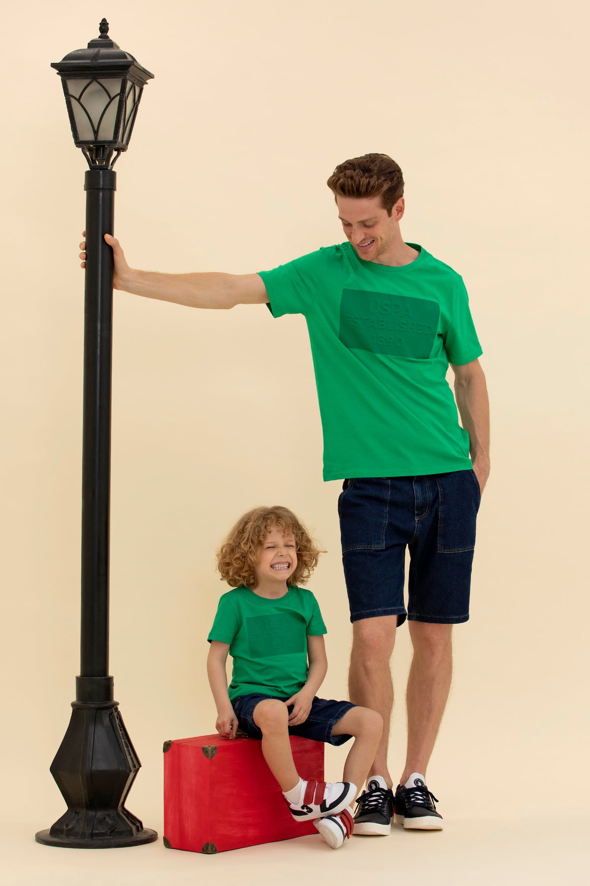 USPA T-shirt with 3D writing
