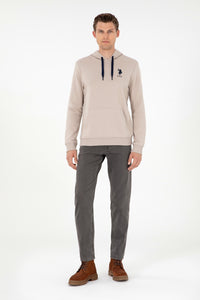 Hoodie me logo të qëndisur