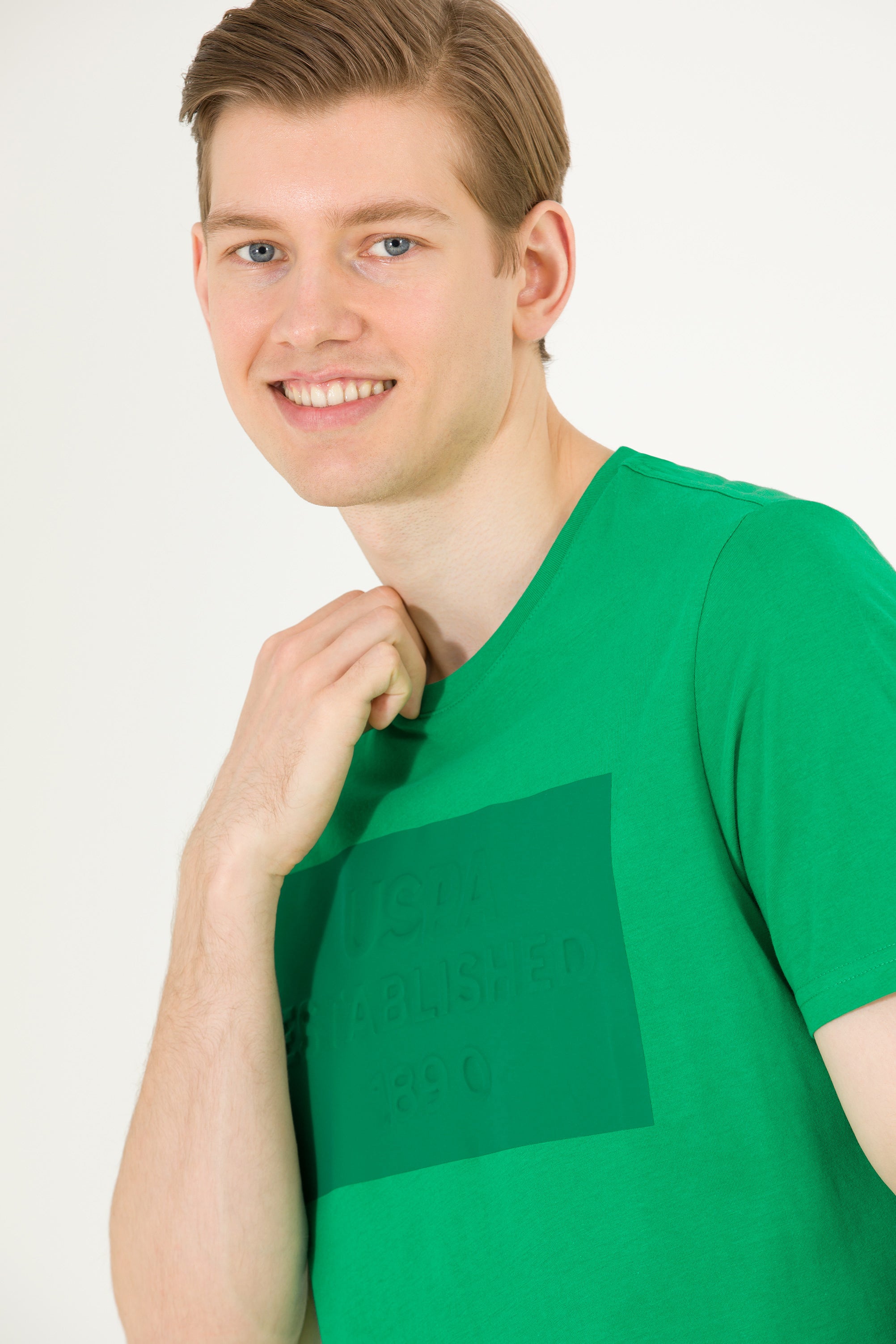 T-shirt USPA me shkrim 3D