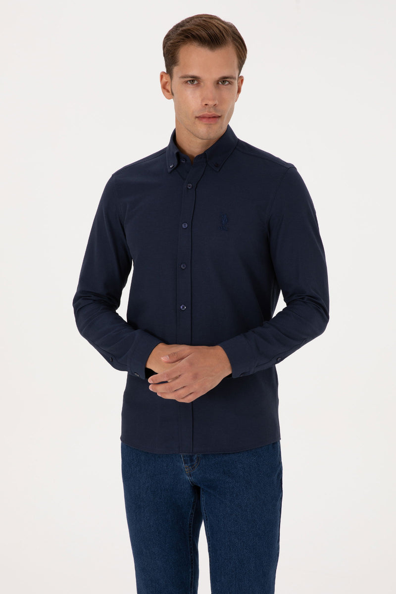 Këmishë klasike bazike