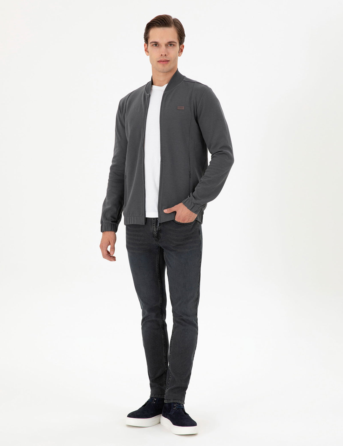 Xhinse me prerje të drejtë dhe shkrim mbi xhep