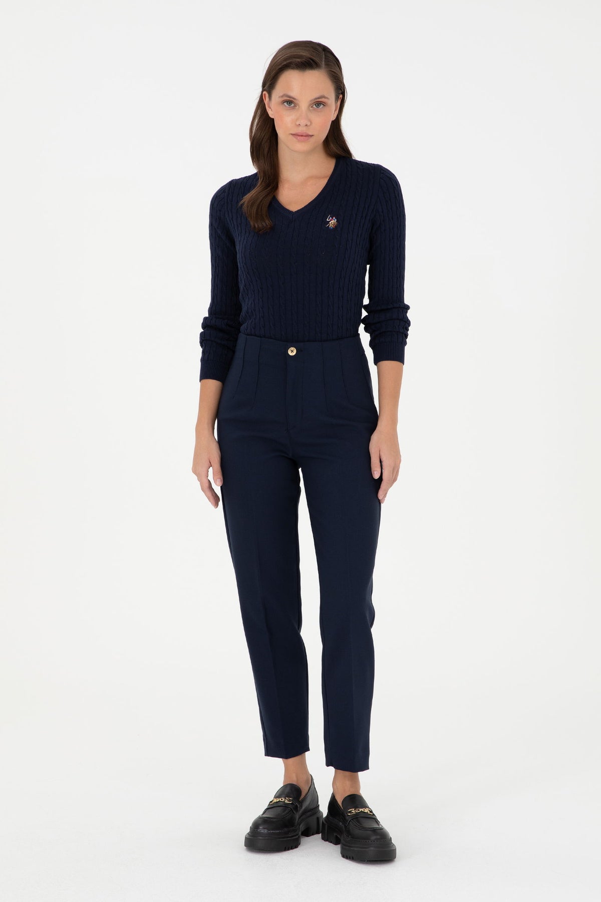 Pantallona klasike me prerje të drejtë