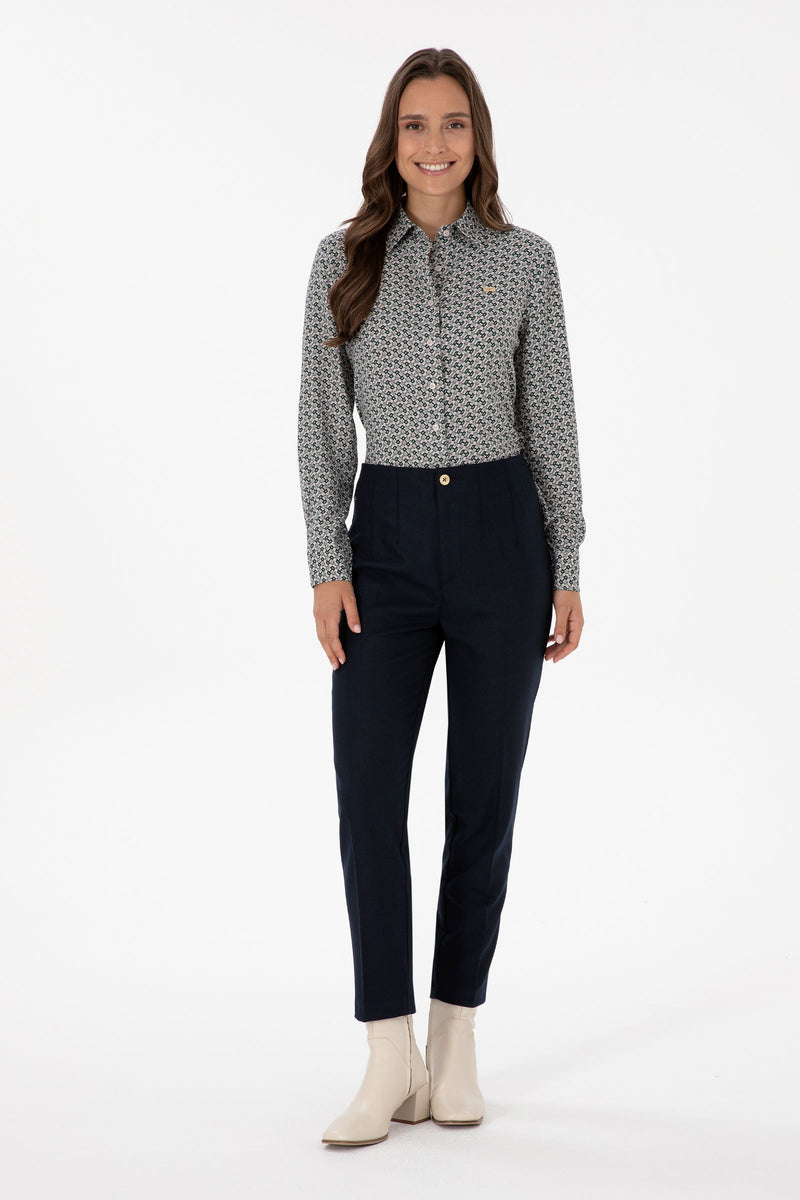 Pantallona klasike me prerje të shkurtër