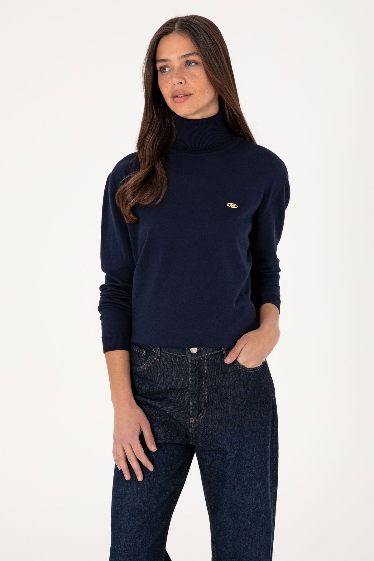 Golf klasik me logo metalike