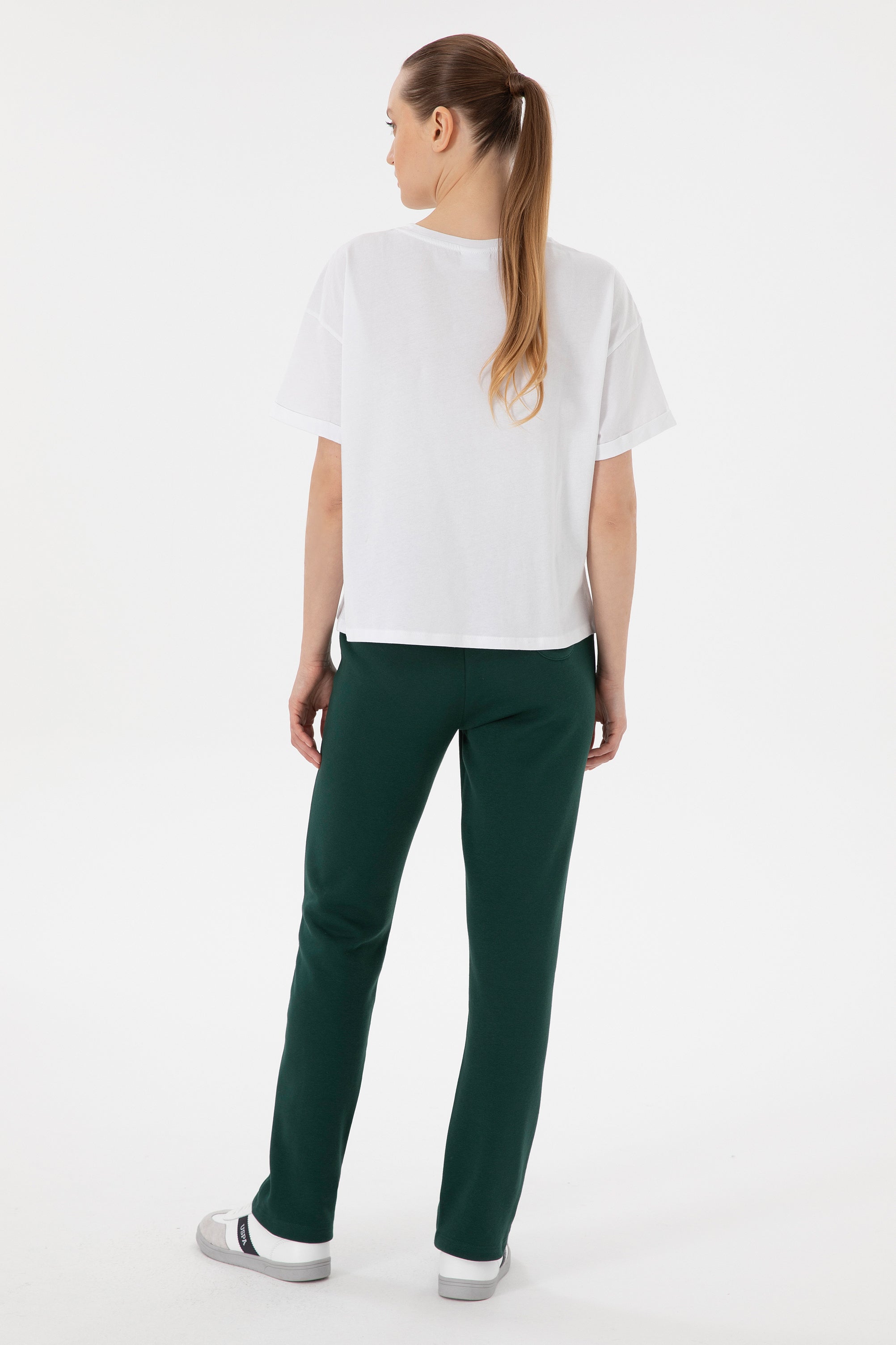 Tuta sportive me logo me shkëlqim