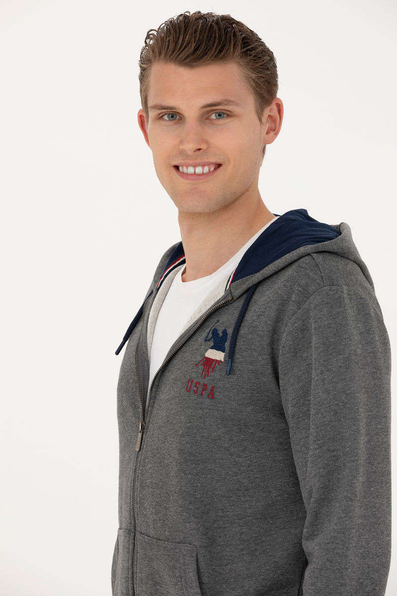 Hoodie me kapuç dhe zinxhir
