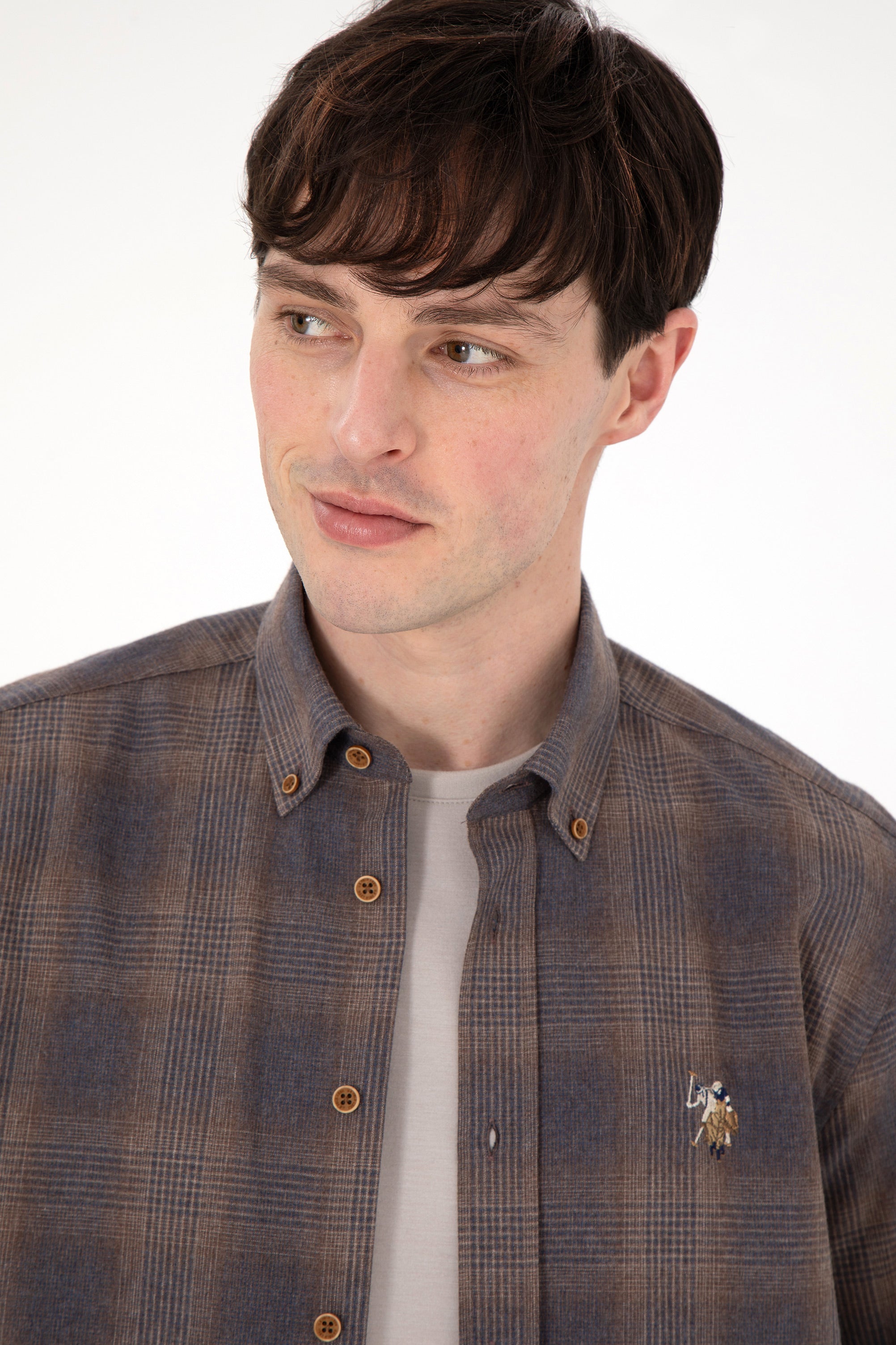 Këmishe me motive katrore