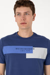 T-shirt me panele ngjyrash