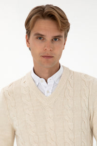 Pulovër me thurje gërshete