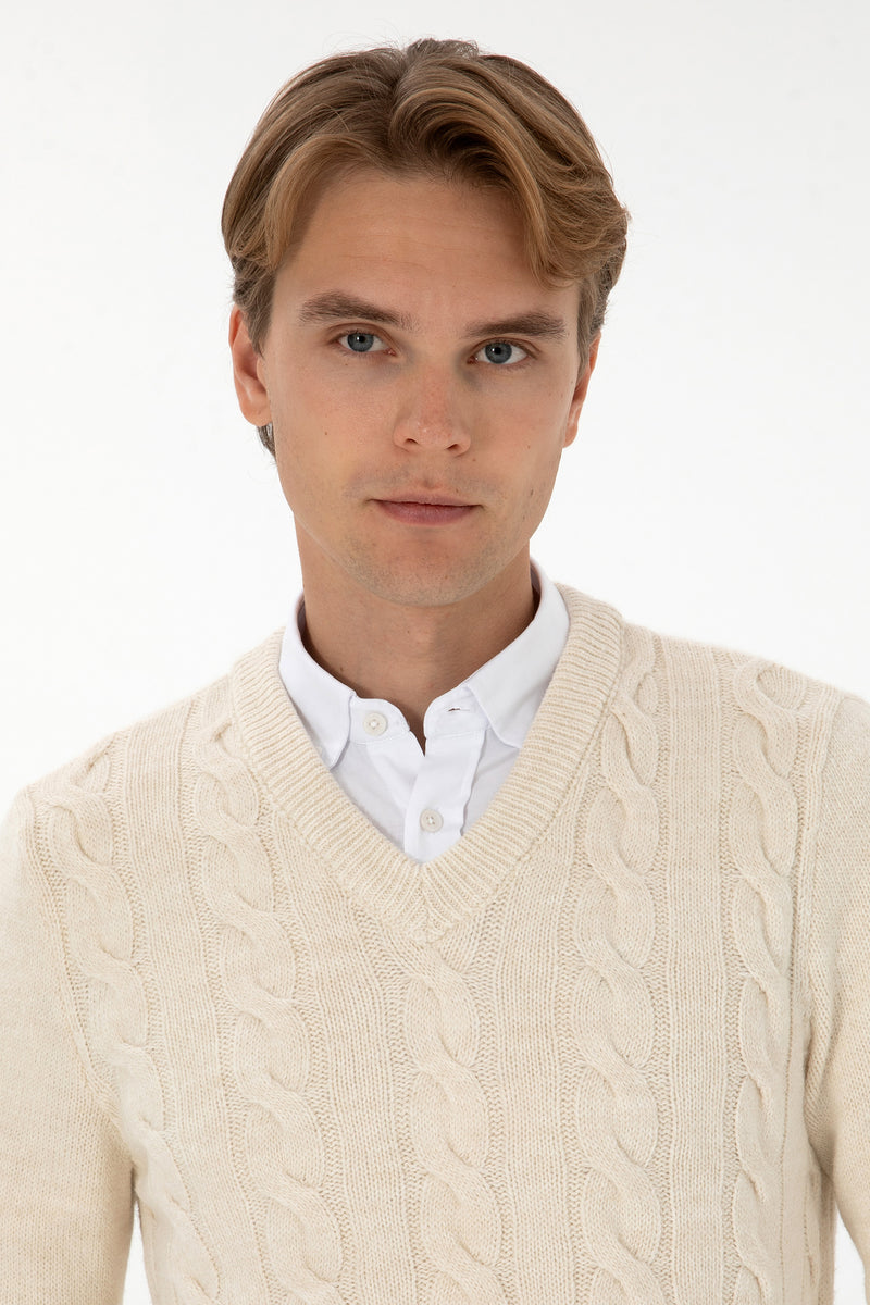 Pulovër me thurje gërshete