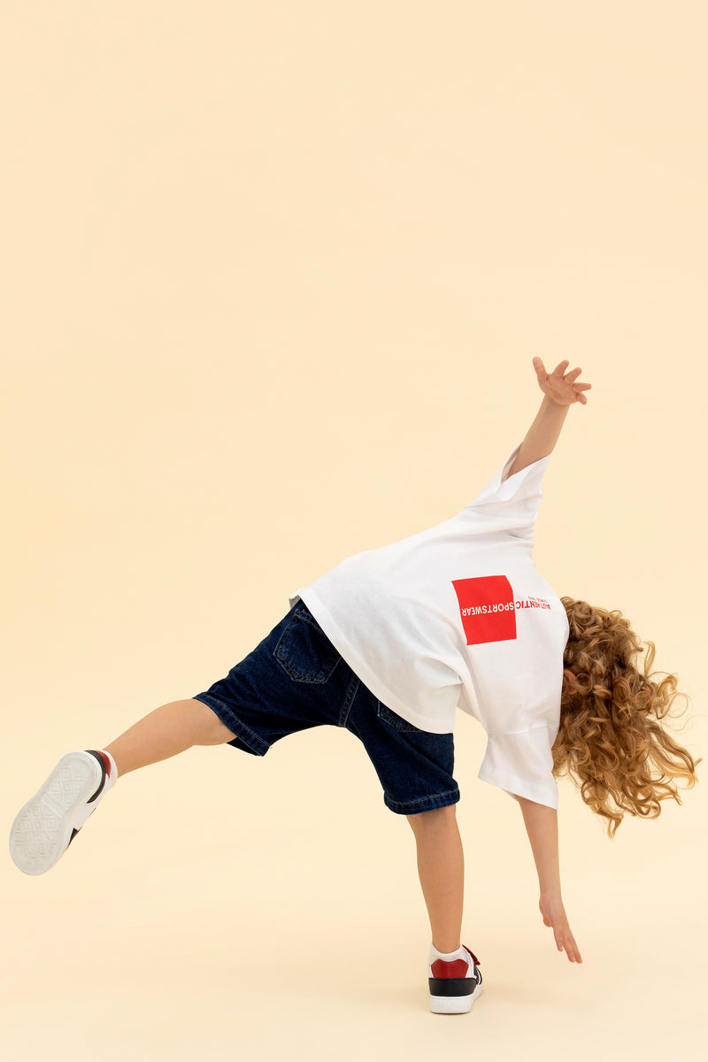 T-shirt USPA Sport me print minimalist për djem