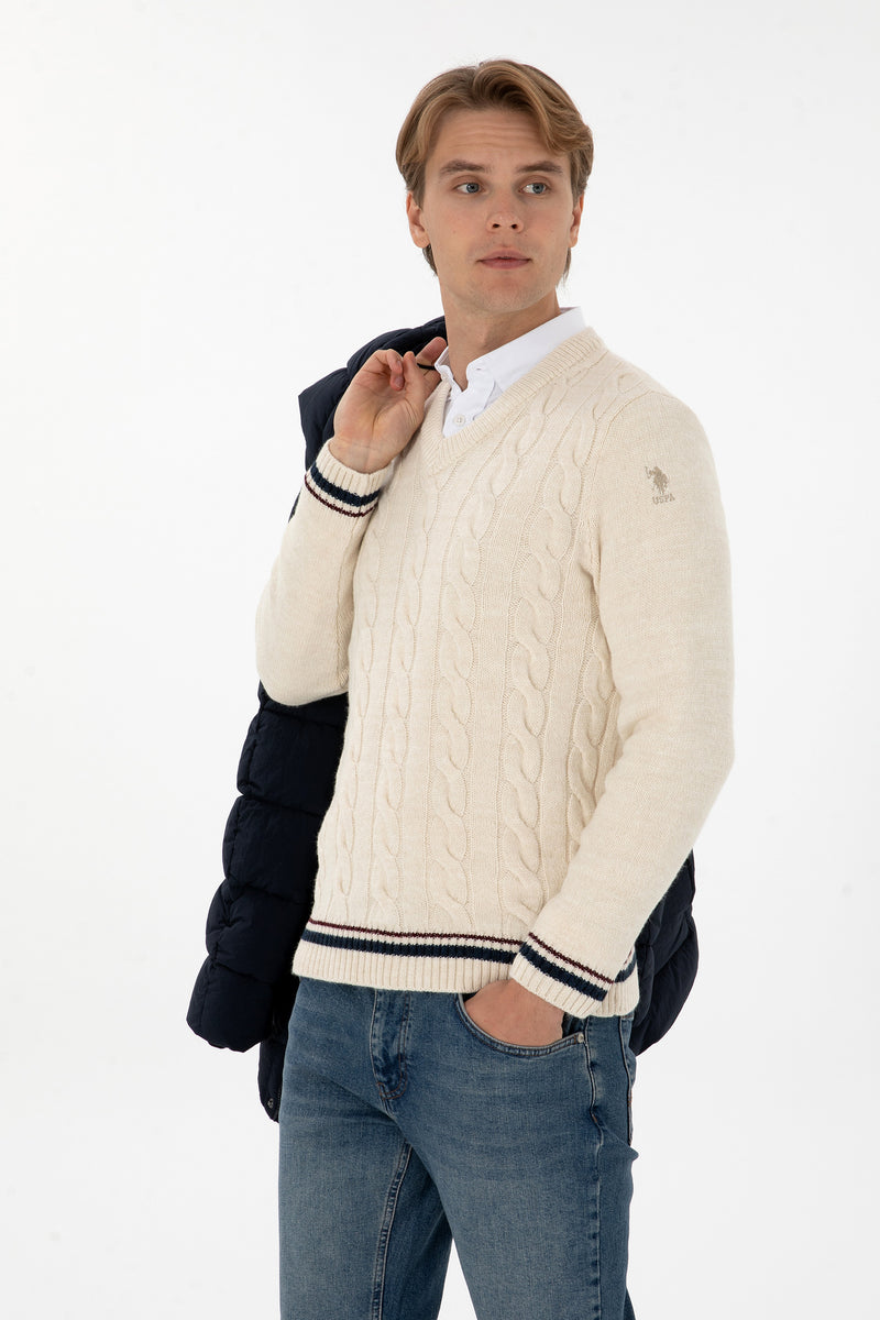 Pulovër me thurje gërshete