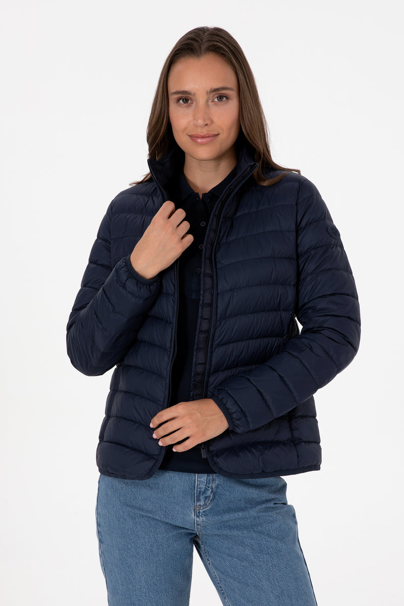 Xhup i lehtë me prerje klasike