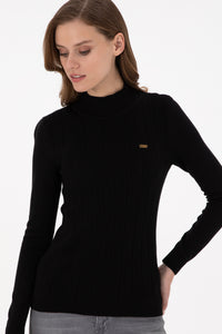 Triko gjysmëgolf me vija elegante