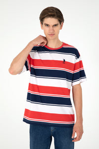 T-shirt me vija të gjera