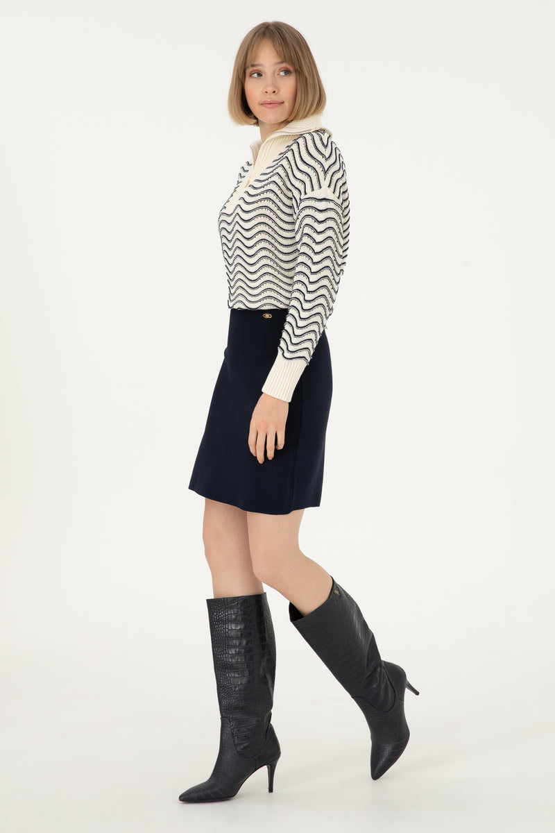 Fund me prerje të drejtë dhe logo metalike