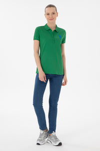 Bluzë polo bazike me logo njëngjyrëshe të madhe