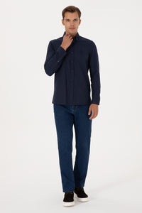 Këmishë klasike bazike