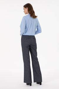 Pantallona klasike me prerje të gjerë