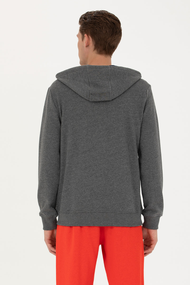 Hoodie me kapuç dhe zinxhir