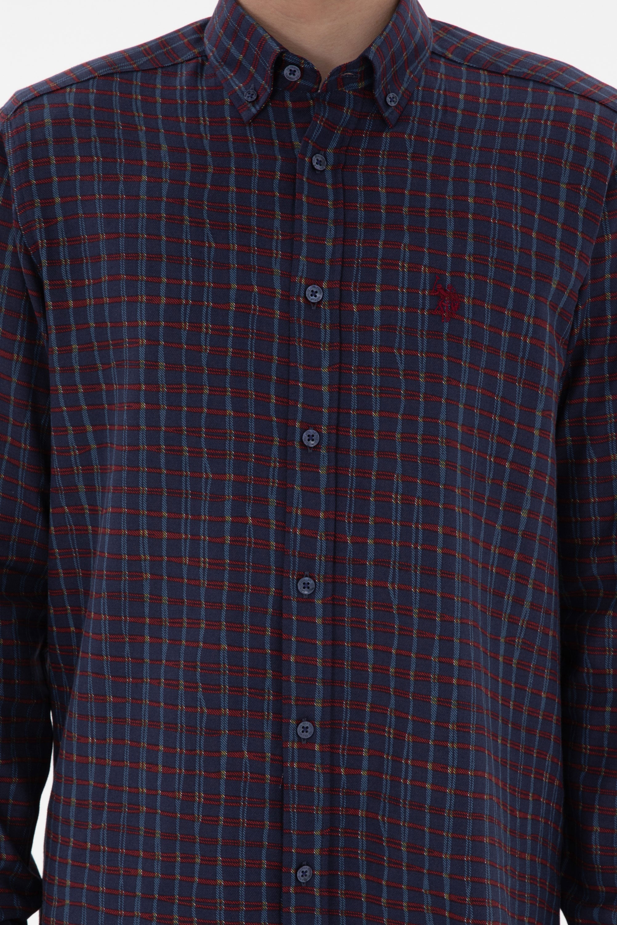 Këmishe klasike me motive katrore