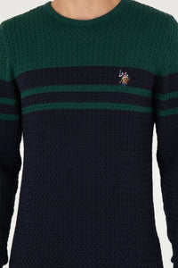 Pulovër me thurje të trashë