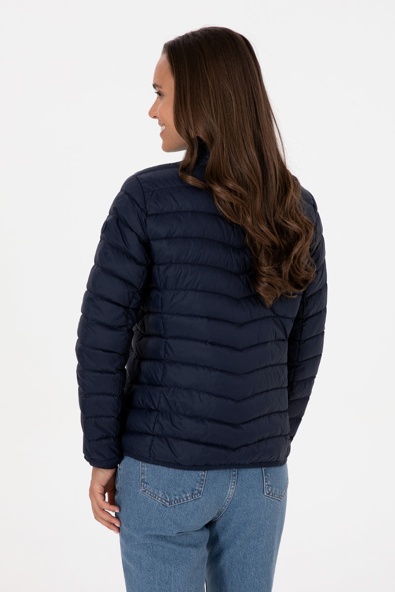 Xhup i lehtë me prerje klasike