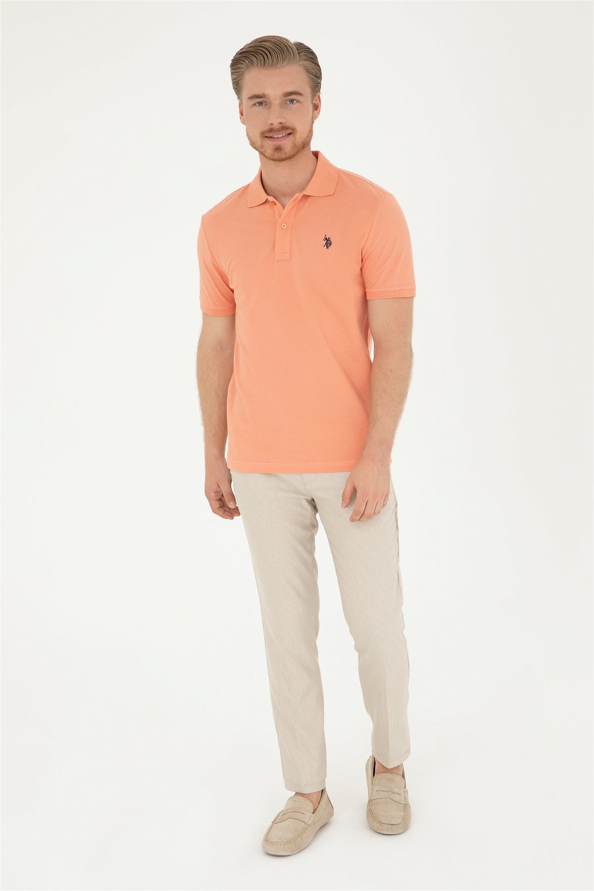 Chino pants with elastic waist and straight cut