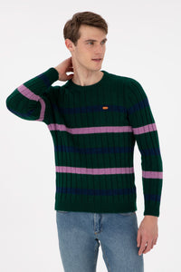 Pulovër me thurje të trashë dhe shirita