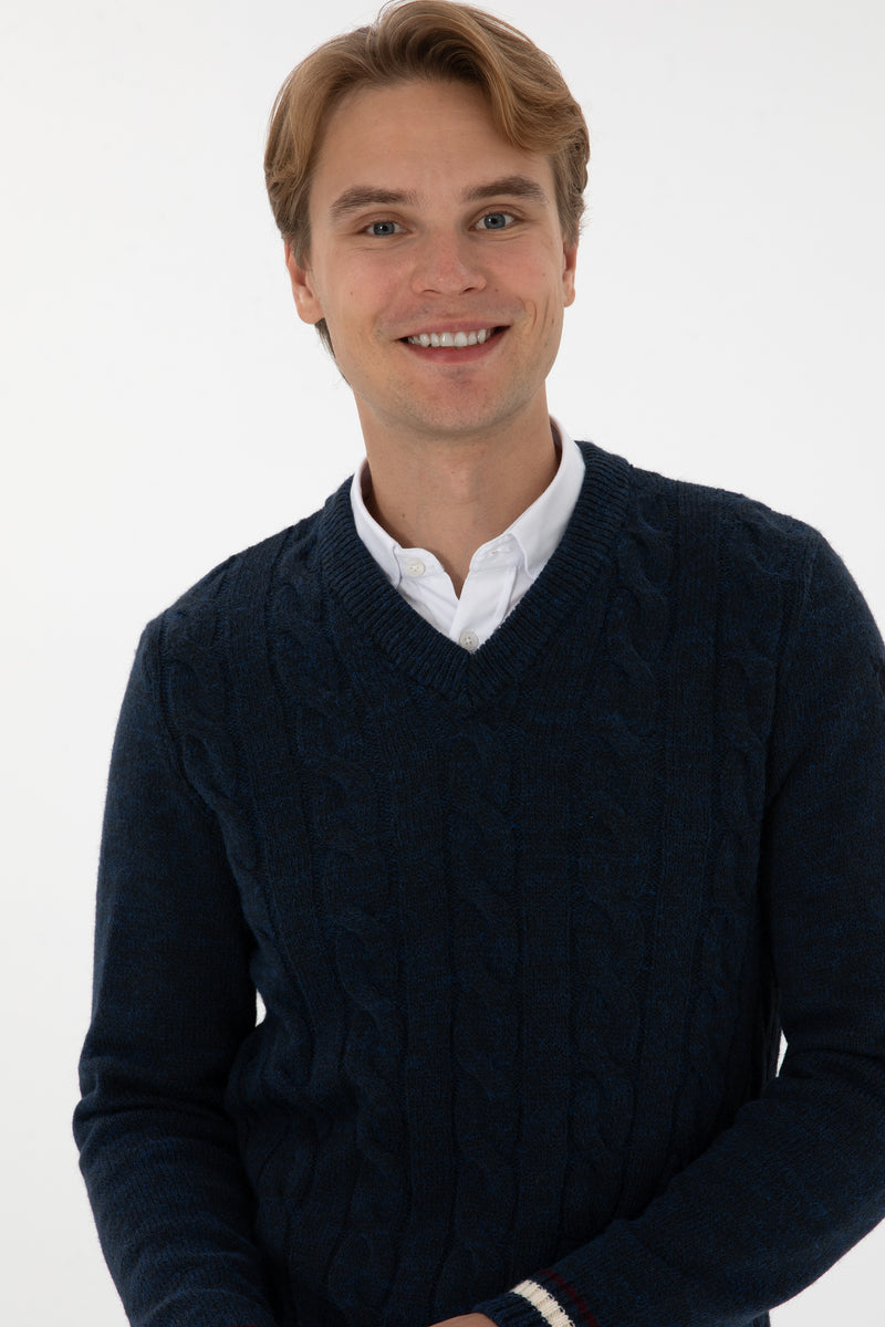 Pulovër me thurje gërshete