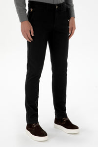 Pantallona chino klasike