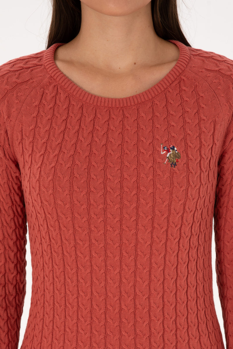 Triko klasike me thurje gërshete