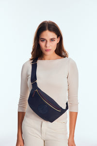 Çantë beli me logo të stampuar